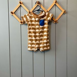 Tea romper 6-9 months EUC